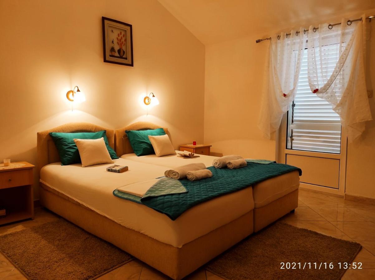 Apartmani Steni Свети Стефан Екстериор снимка