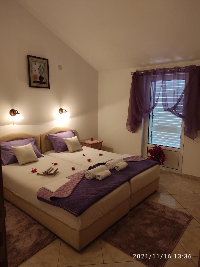 Apartmani Steni Свети Стефан Екстериор снимка