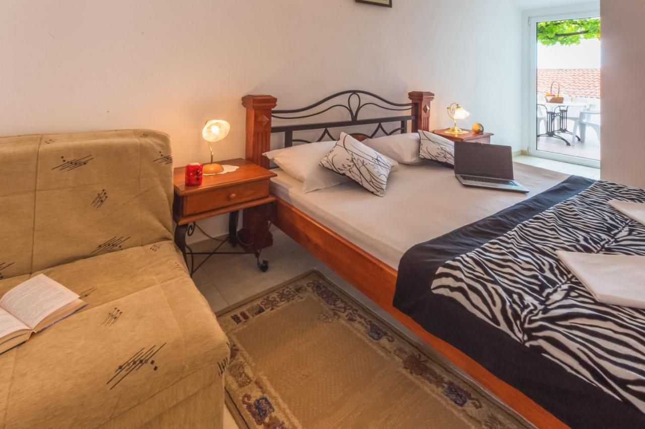 Apartmani Steni Свети Стефан Екстериор снимка