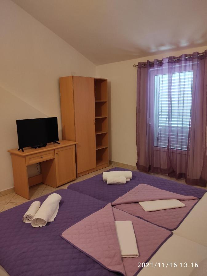 Apartmani Steni Свети Стефан Екстериор снимка