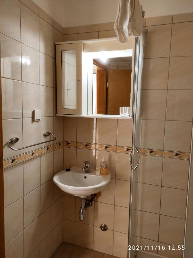 Apartmani Steni Свети Стефан Екстериор снимка