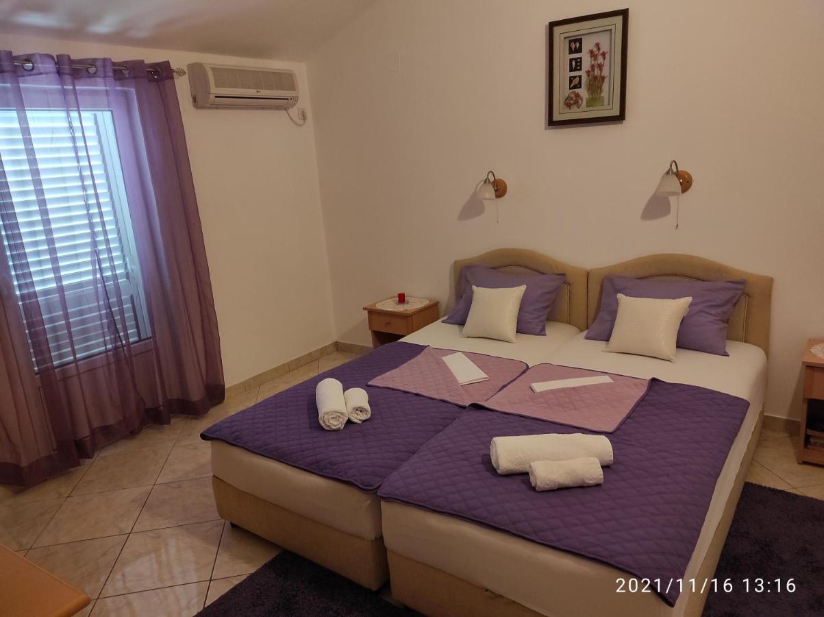 Apartmani Steni Свети Стефан Екстериор снимка