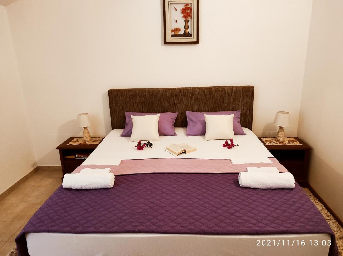 Apartmani Steni Свети Стефан Екстериор снимка