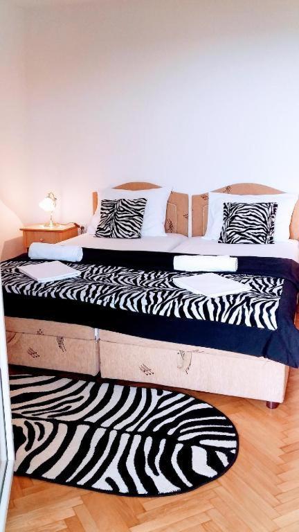 Apartmani Steni Свети Стефан Екстериор снимка