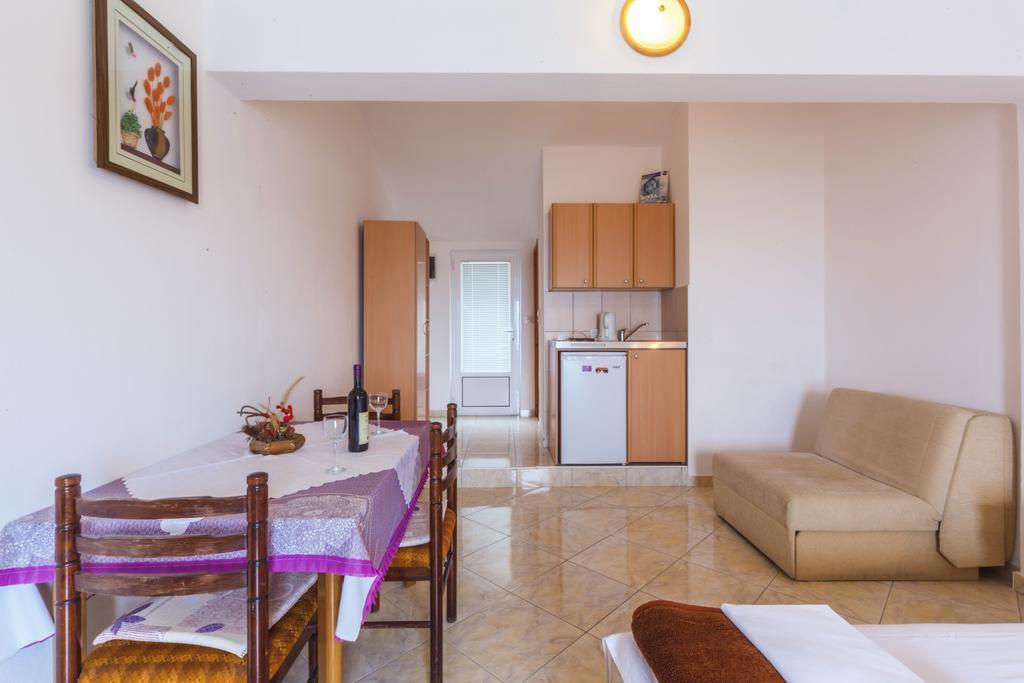 Apartmani Steni Свети Стефан Екстериор снимка