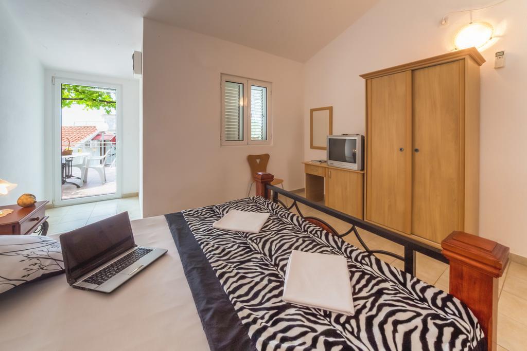 Apartmani Steni Свети Стефан Екстериор снимка
